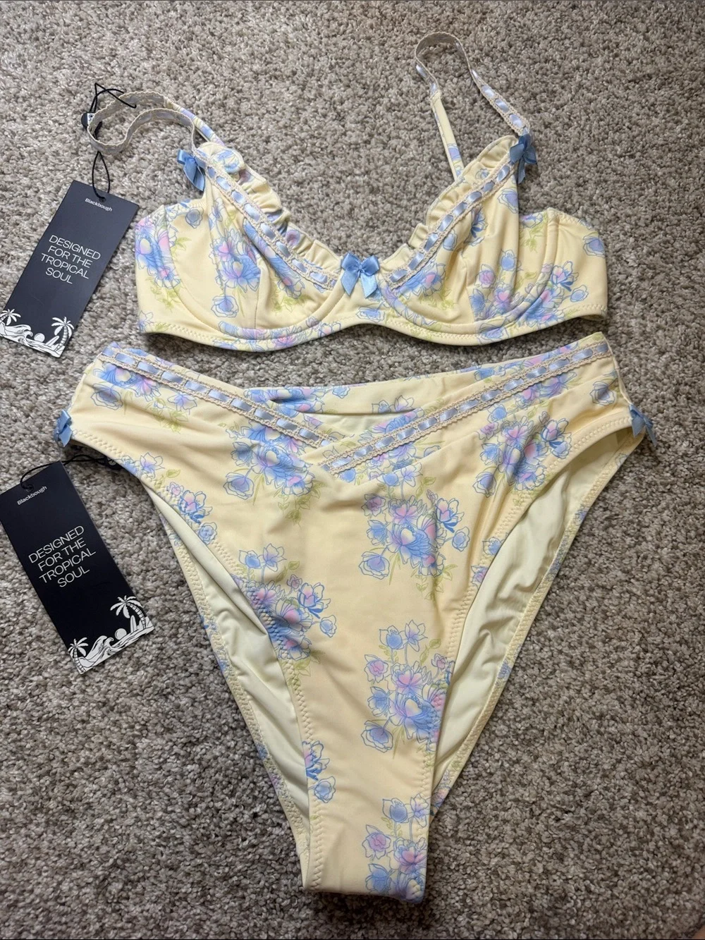 NWT Blackbough Madelyn Set | M top / XL bottoms | Angel Cake